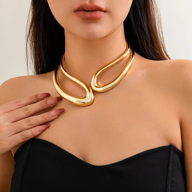 VIRELIA | Liquid Silver Sculpt Choker Necklace & Bracelet